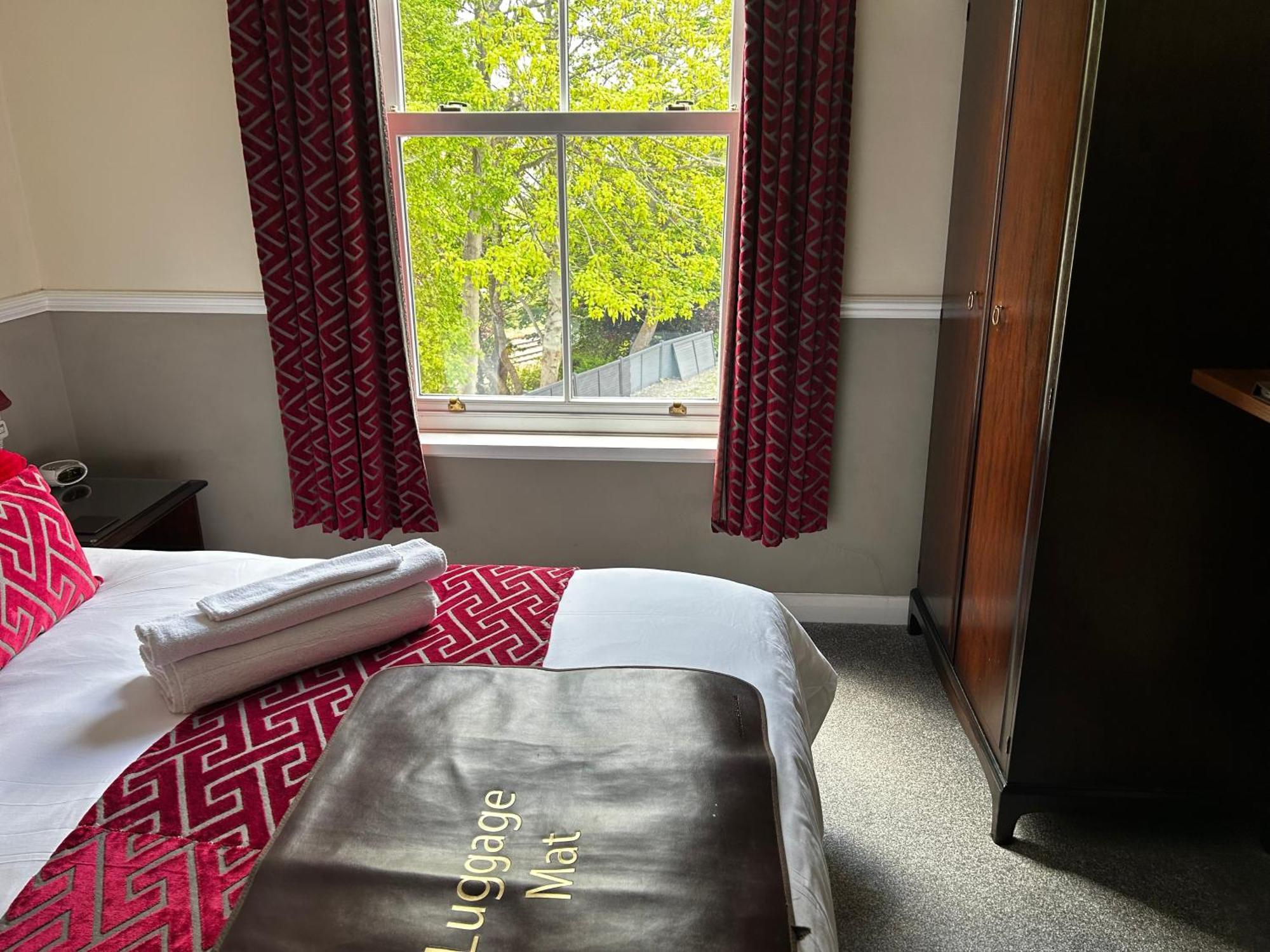 Amber House Hotel Пейнтон Экстерьер фото